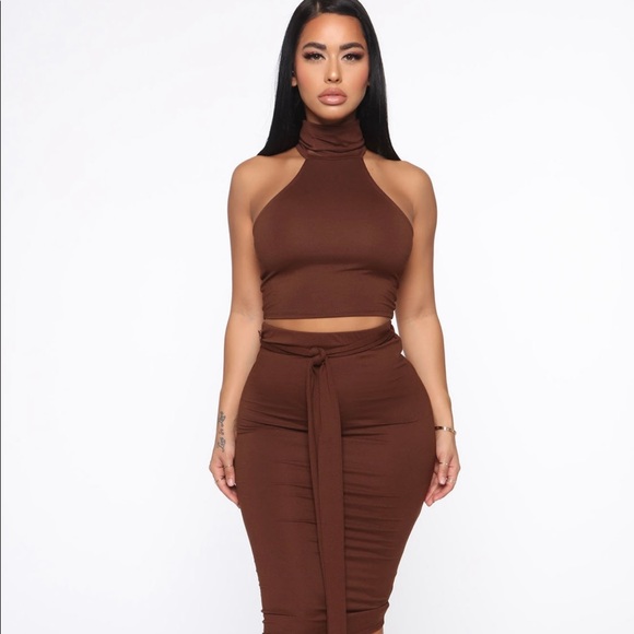 Fashion Nova Dresses & Skirts - Glowing brown skirt set